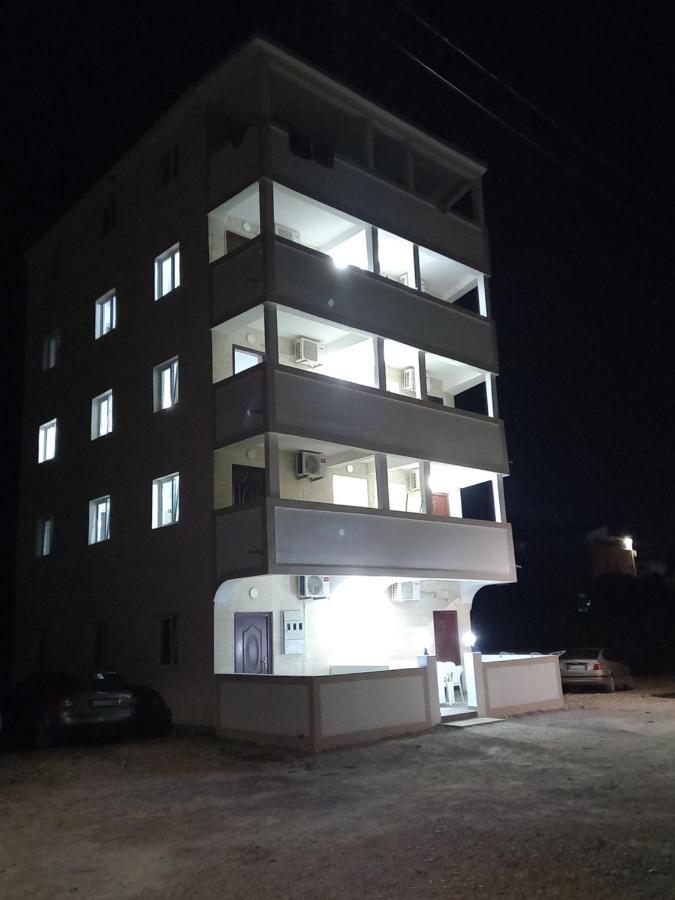 Md Apartmani Canj Bagian luar foto
